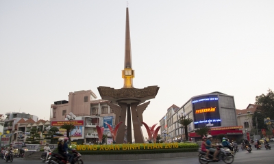 Đường phố TP. Thủ Dầu Một - Bình Dương rực rỡ đón chào năm mới 2016